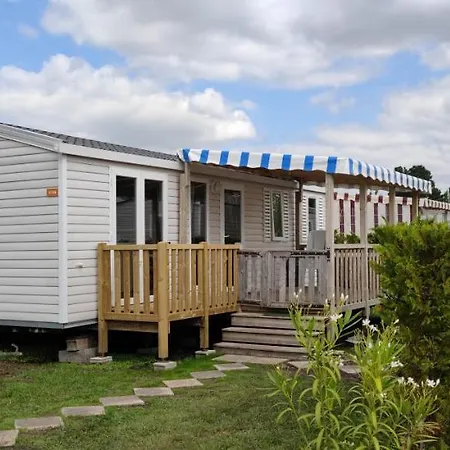 Mobile Home 66457 Tybreizh Holidays At Les Charmettes 4 Star Without Fun Pass * Les Mathes